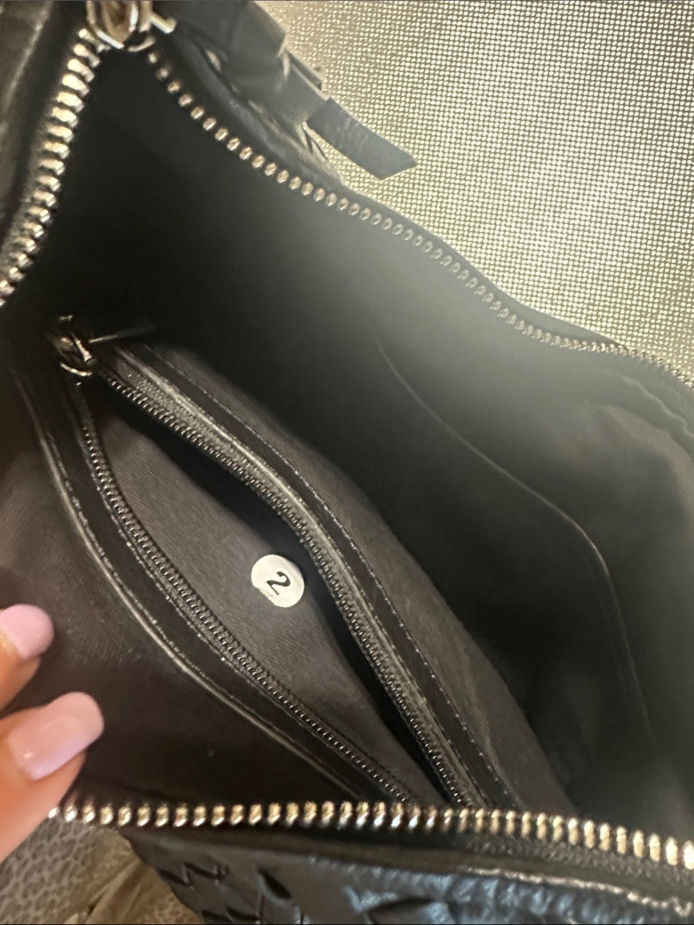 Black Woven Leather Hobo Bag - Women - Picture 4 of 9